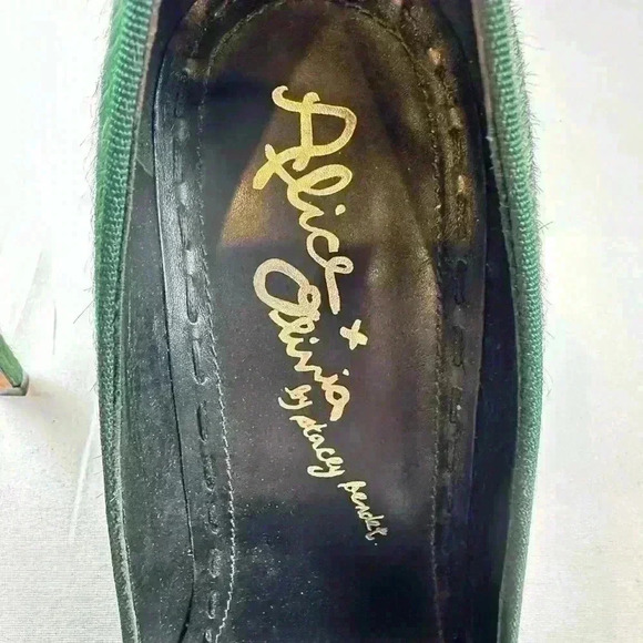 Alice+Olivia Stacey Bendet Prime Suede 4" Slim Heel Pointed Toe Green (Size 8.5) - Picture 11 of 11